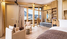Signature Suite Panorama